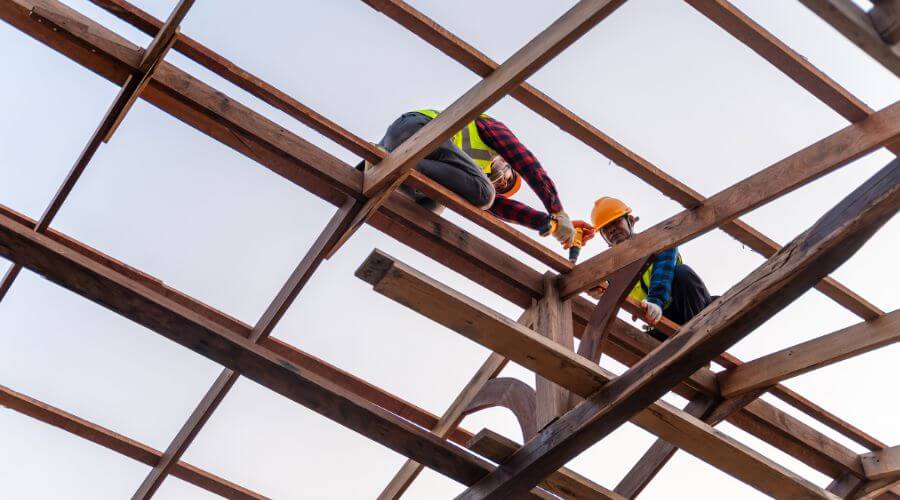 Professional gutter cleaning services in Tennessee Colony, TX